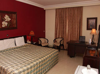 Agura Hotel Abuja Exterior photo
